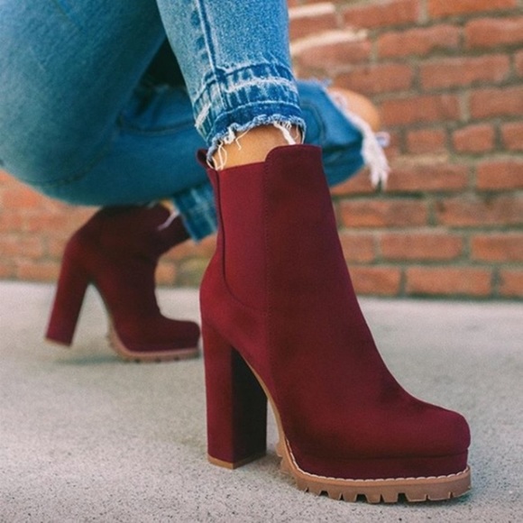 Boots - Picture 4 of 4